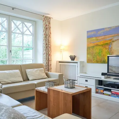 Holiday home Wiesengruen *