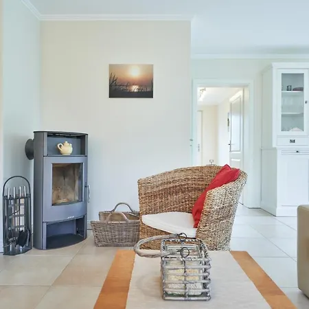 Wiesengruen Holiday home