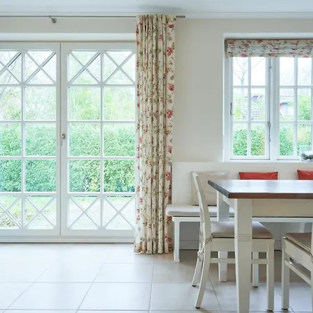 Wiesengruen * Wyk auf Foehr